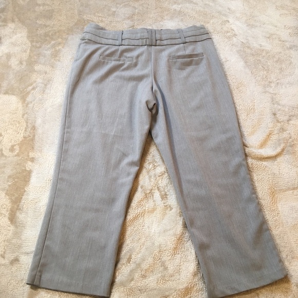 Maurices gray dress capris Size 5/6 - Picture 2 of 10
